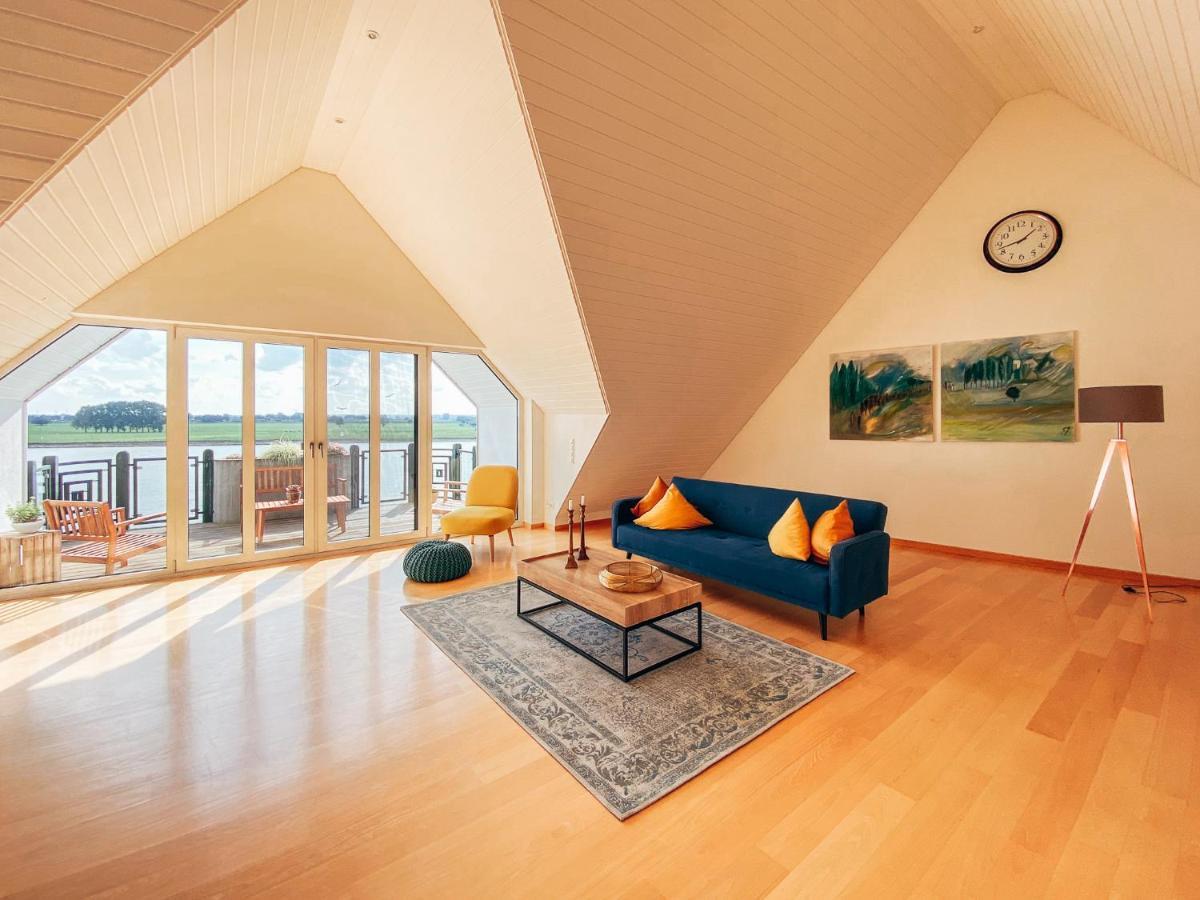 Rheinloft 3 - Grosse Giebelwohnung Mit Dachterrassen An Der Rheinpromenade Emmerich am Rhein Esterno foto