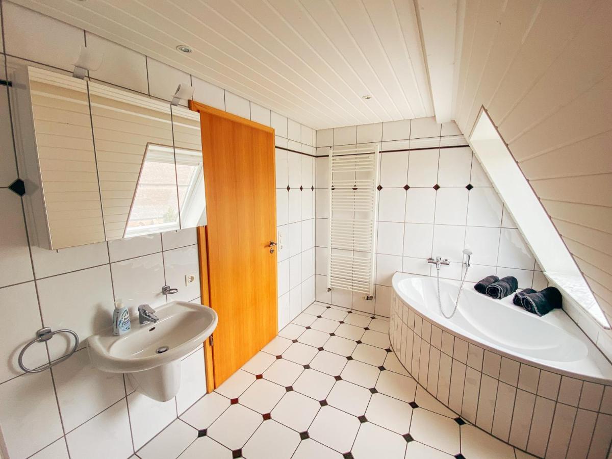 Rheinloft 3 - Grosse Giebelwohnung Mit Dachterrassen An Der Rheinpromenade Emmerich am Rhein Esterno foto