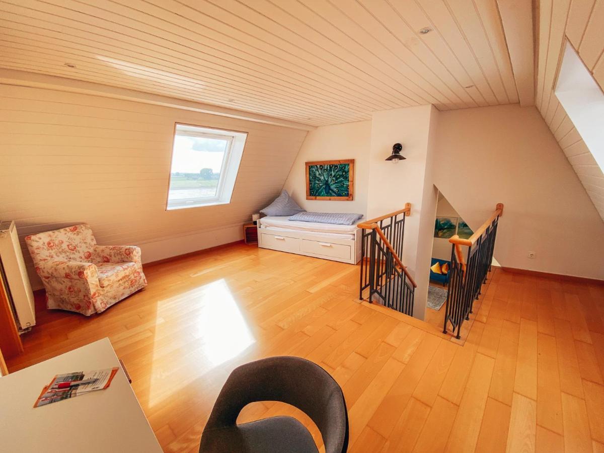Rheinloft 3 - Grosse Giebelwohnung Mit Dachterrassen An Der Rheinpromenade Emmerich am Rhein Esterno foto