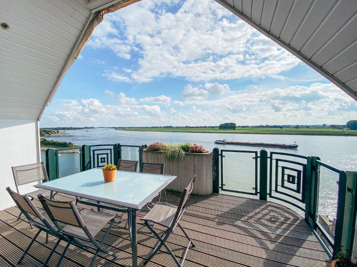 Rheinloft 3 - Grosse Giebelwohnung Mit Dachterrassen An Der Rheinpromenade Emmerich am Rhein Esterno foto